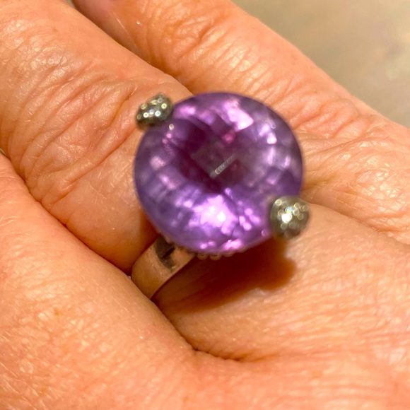 Jewelry - Amethyst silver ring